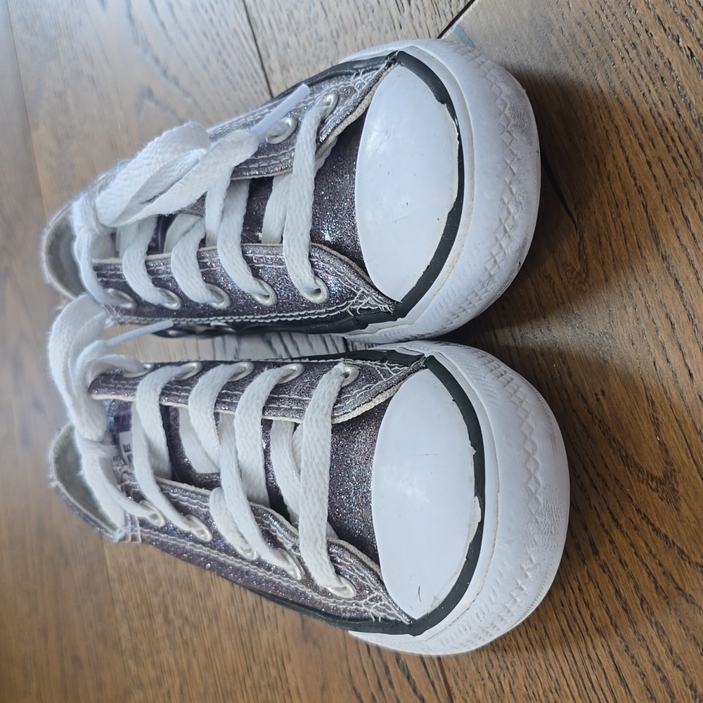 Girls Purple Glitter Converse Lowtop Sneaker